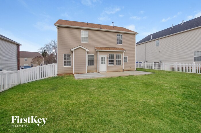 Building Photo - 4315 High Shoals Dr