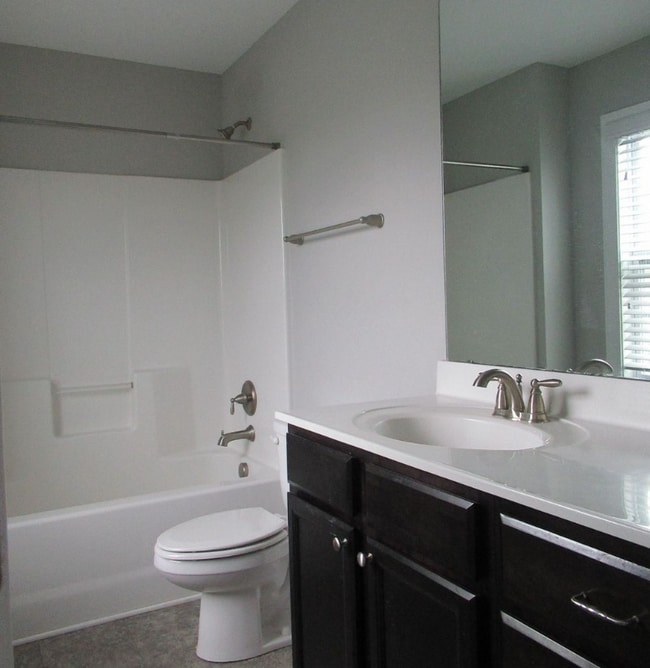 Building Photo - 124 Chandler Dr