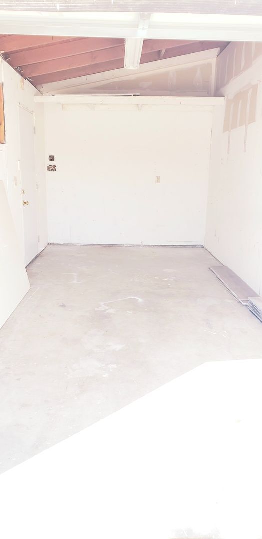 Building Photo - 6424 Mountain View St