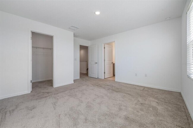 Building Photo - 2419 Paravane Wy