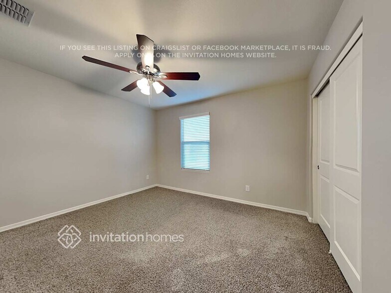 Building Photo - 8019 W Agora Ln