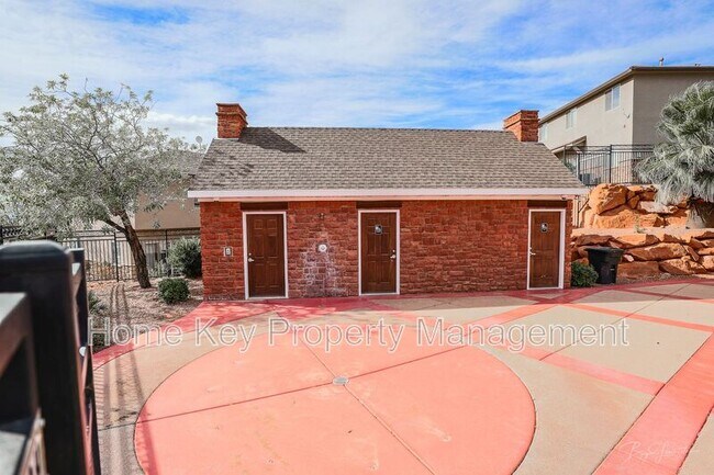 Building Photo - 370 W Buena Vista Blvd
