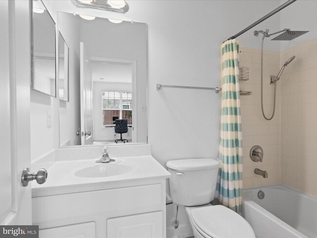 Building Photo - 42538 Magellan Square