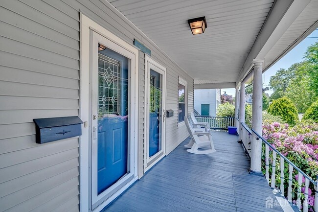 Building Photo - 314-316-316 Park Pl