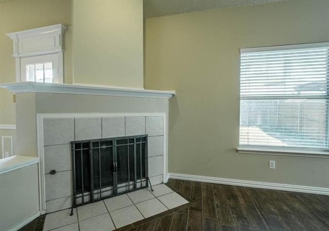 Building Photo - 7628 Lawnsberry Dr