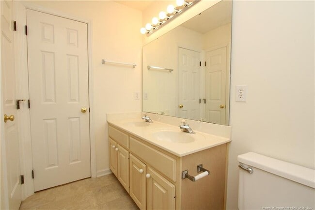 Building Photo - 114 Covewood Ct