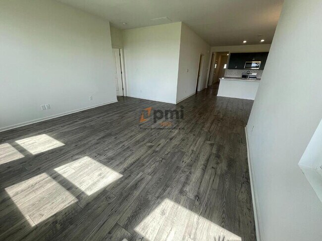 Building Photo - 7717 W 105th Pl