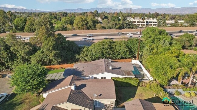 Building Photo - 4 + 3 Elegant Sherman Oaks Retreat with Po...