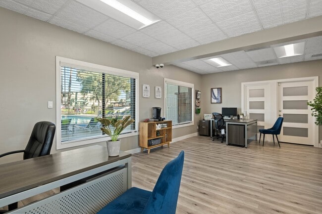 Interior Photo - Brookwood