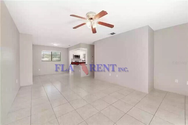 Building Photo - 315 San Miguel St