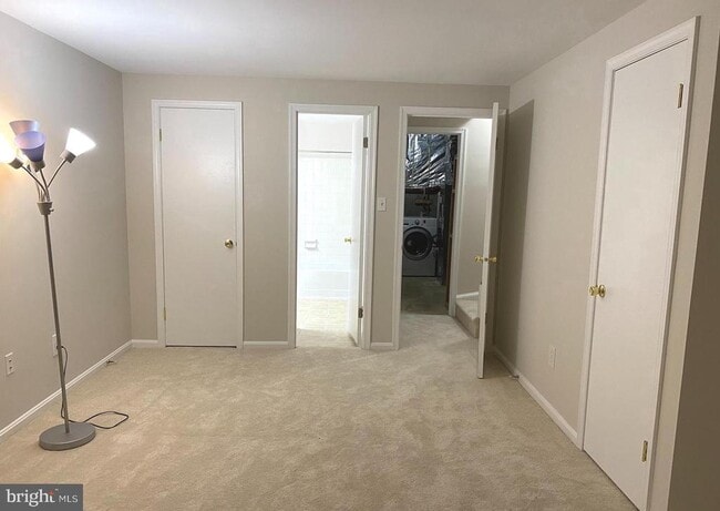 Building Photo - 11198 Silentwood Ln