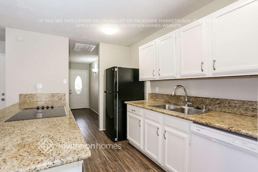 Building Photo - 6830 Kearney Dr