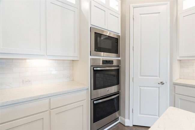 Building Photo - 6350 Culverdale Ln