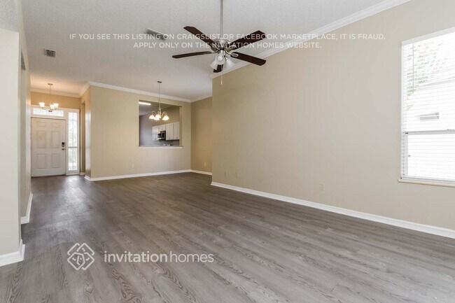 Building Photo - 14303 Mandolin Dr