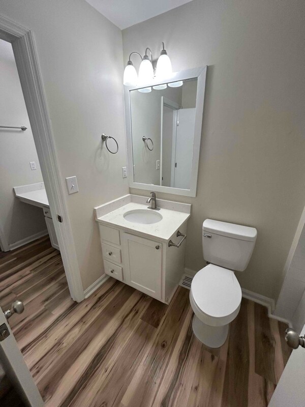 Building Photo - 1021 Hunters Trce