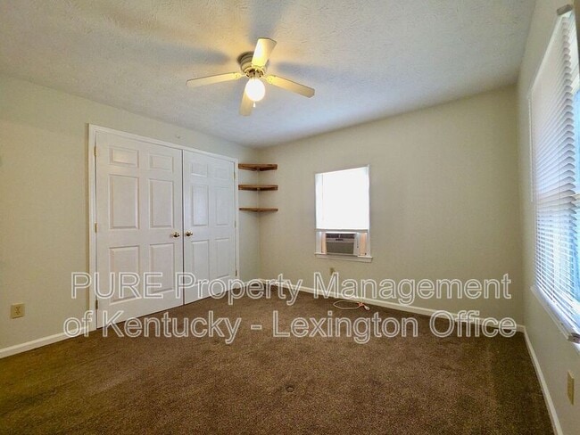 Building Photo - 122 S Magnolia St