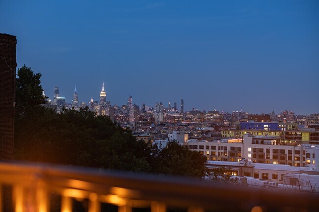 Building Photo - 260 Palisade Ave