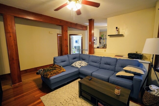 Building Photo - 15 Sumner St