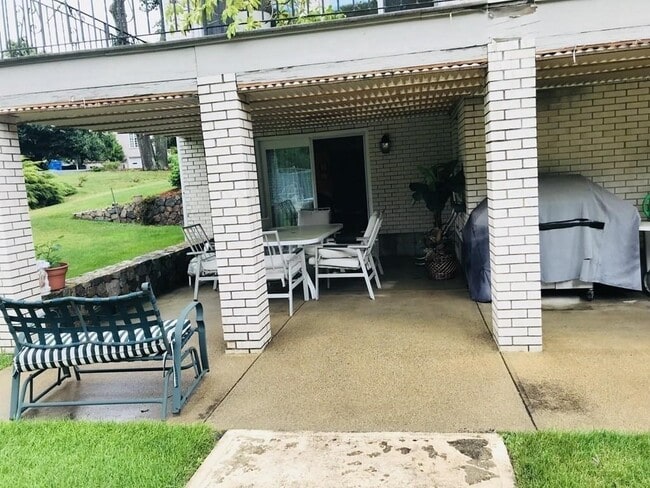 Building Photo - 0 Pigeon Ln