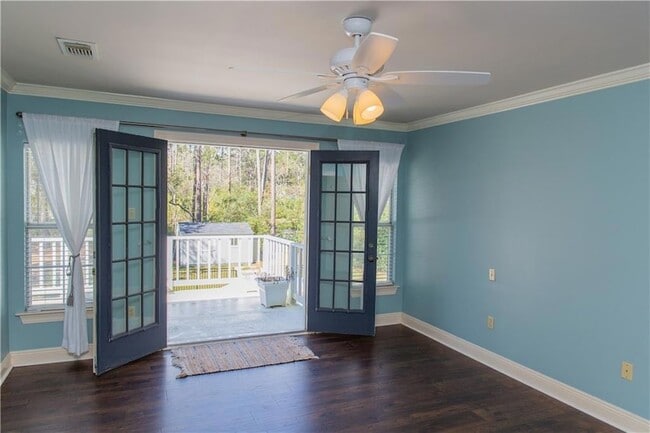 Building Photo - 118 Fox Run Dr