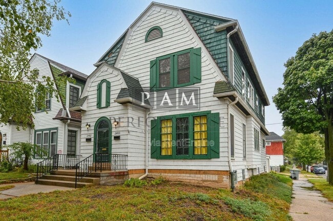 Building Photo - 2400 N 56th St