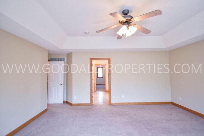 Building Photo - Spacious 4-Bedroom Johnston Home with 3-Car Garage