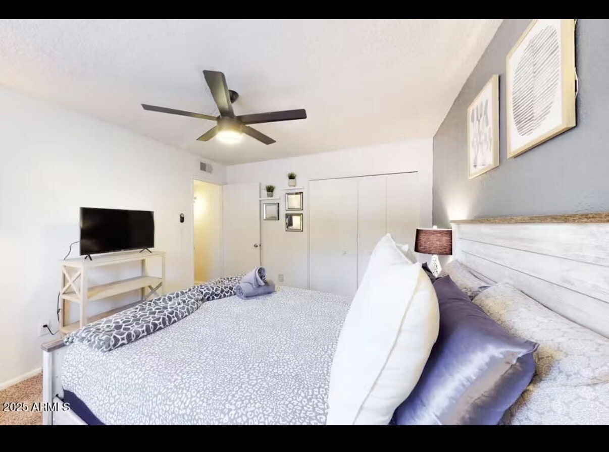 Building Photo - 3002 N 70th St