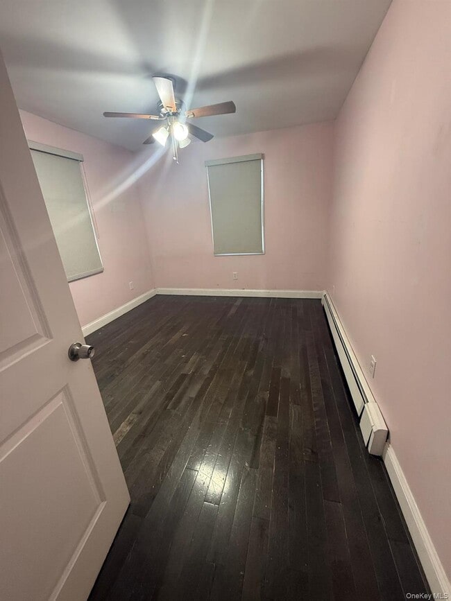 Building Photo - 121 Carroll Ave