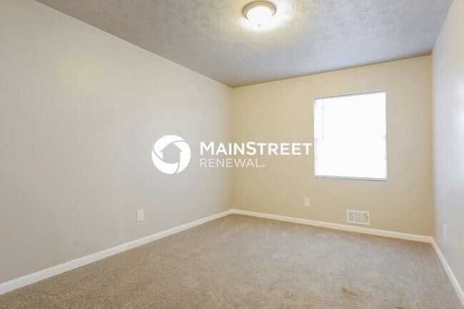 Building Photo - 5 Bedroom Pet-Friendly Home in JONESBORO, ...