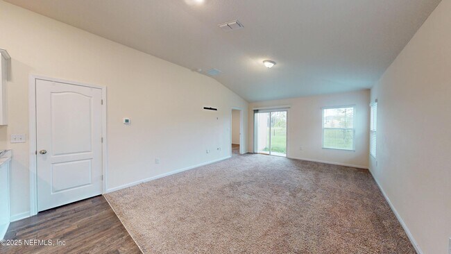 Building Photo - 8118 Meadow Walk Ln