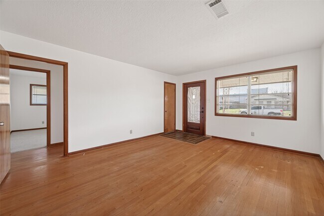 Building Photo - 2607 Penfield Dr