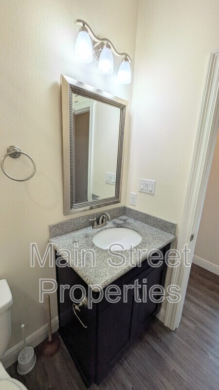 Building Photo - 2010 W Gregory St