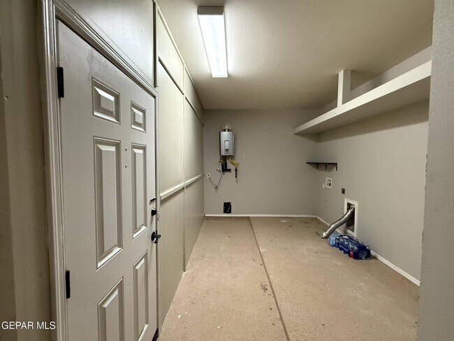 Building Photo - 14829 Bobby Joe Hill