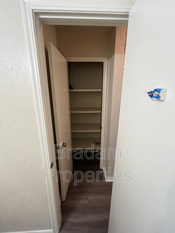 Building Photo - 5979 E 25th Pl