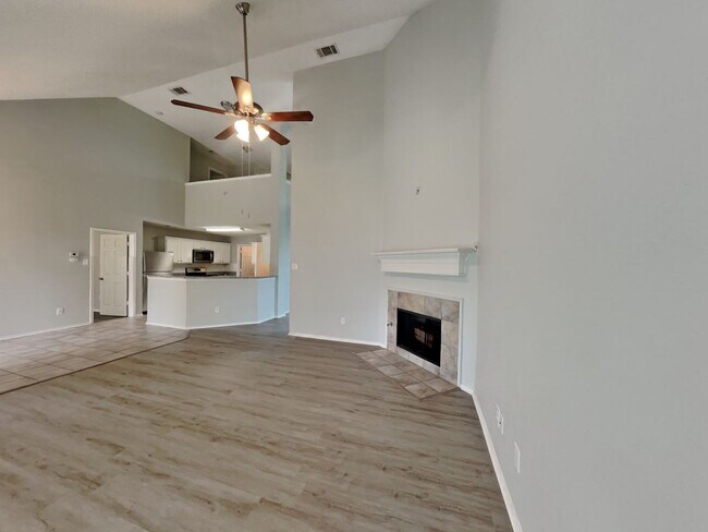 Building Photo - Beautiful 4BR Home in Denton with Fireplace, Fenced Yard & Garage