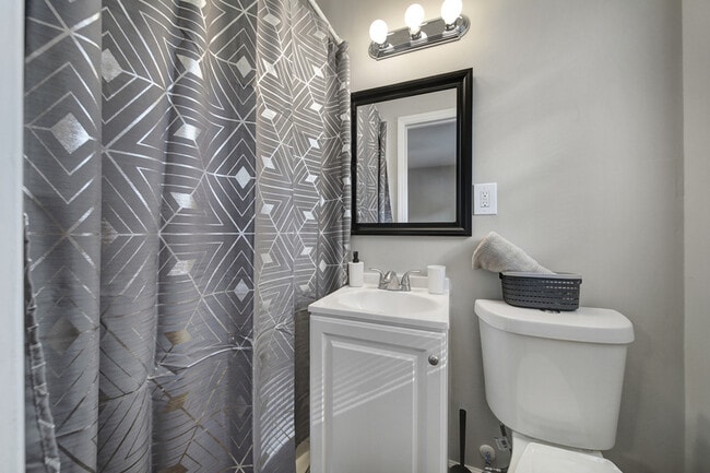 Building Photo - 6215 Robinson Church Rd