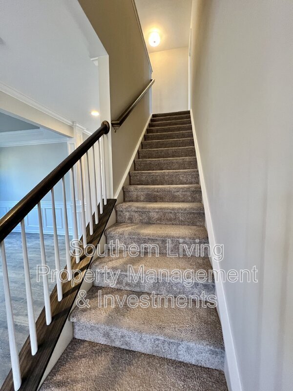 Building Photo - 1006 Creeks Landing Dr