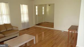 Building Photo - 1015 Farm Haven Dr