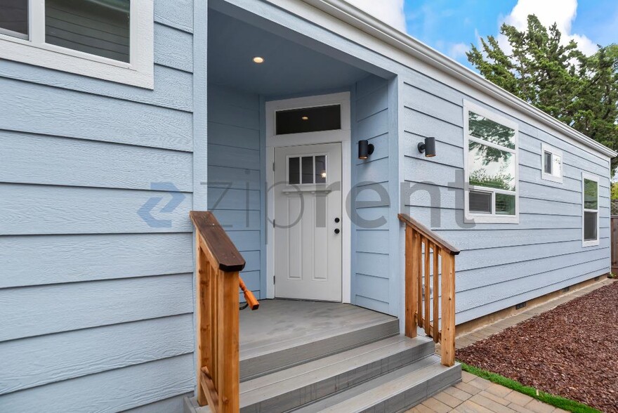 Building Photo - Unit