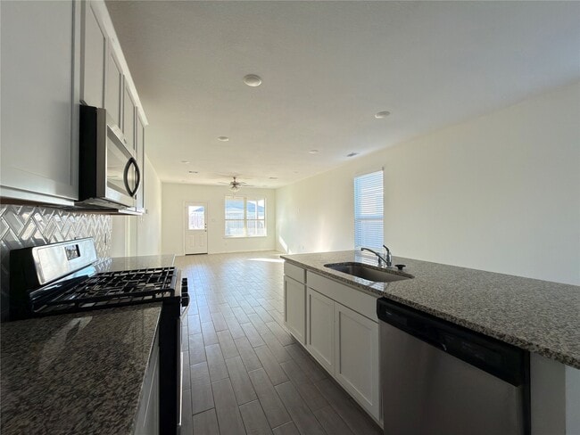 Building Photo - 5731 Tabula Rasa Dr