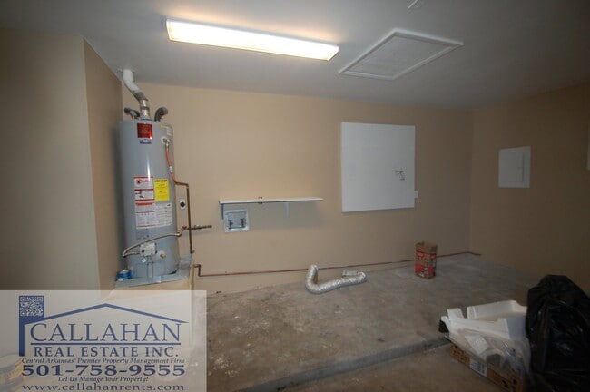 Building Photo - Home in the heart of Sherwood