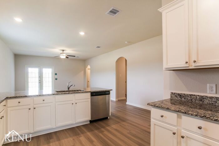 Building Photo - 10455 Red Cardinal Dr