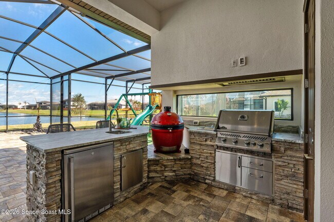 Building Photo - 3638 Lake Adelaide Pl