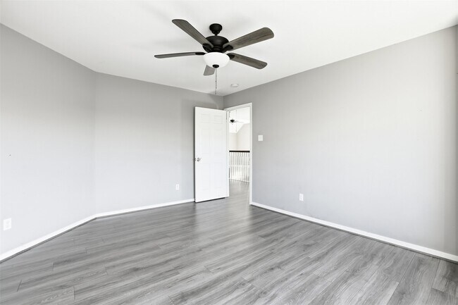 Building Photo - 6802 Claire Brook Dr