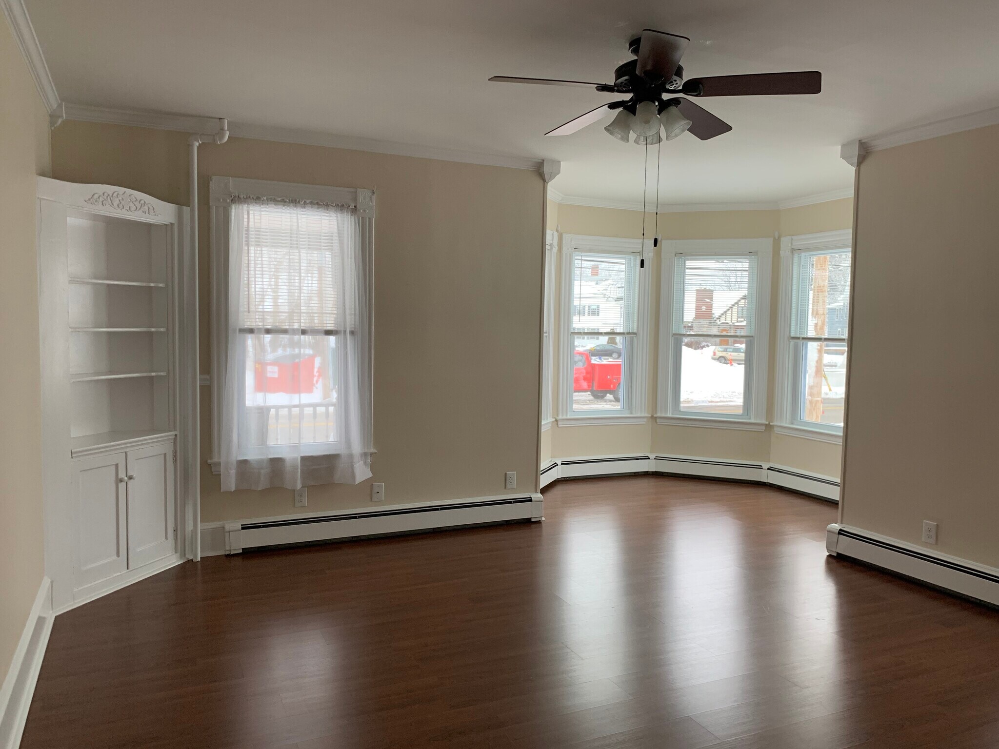 Building Photo - 8 Walnut St