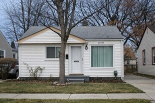 Building Photo - 11055 Chapp Ave