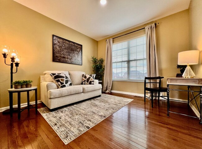 Building Photo - 5531 Oakview Terrace
