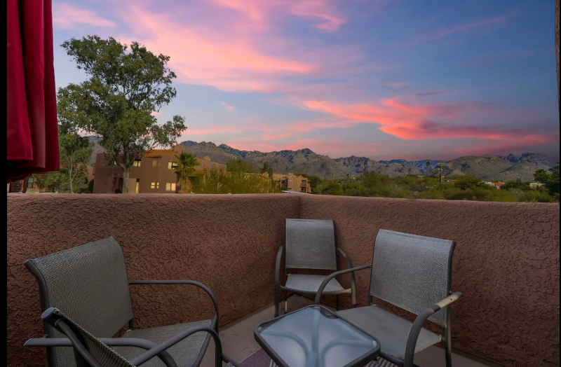 Building Photo - 5051 N Sabino Canyon Rd