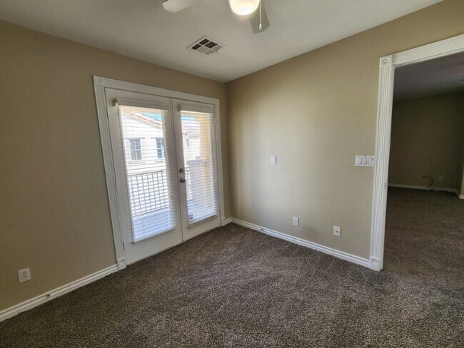 Building Photo - Beautiful Home in Summerlin