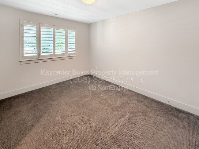 Building Photo - 3033 S Trailwood Way